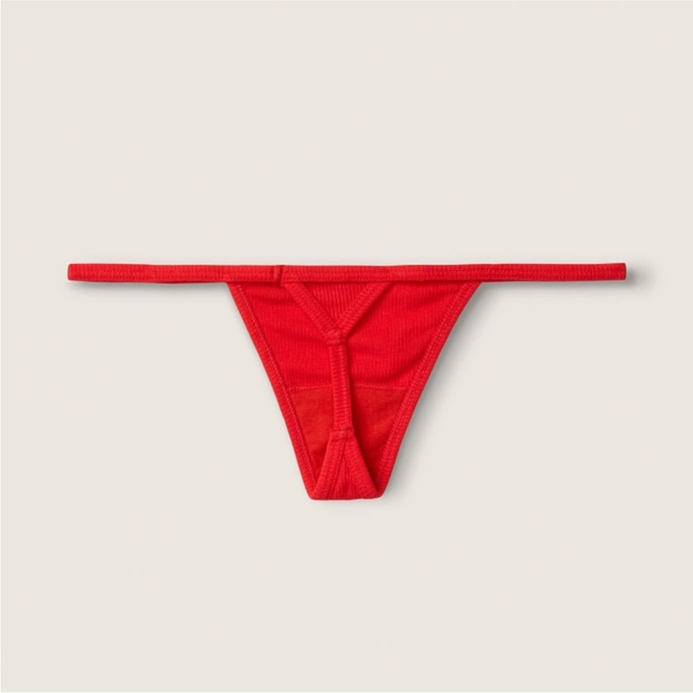 VS PINK V String Thong Red (M) - Picture 2 of 4